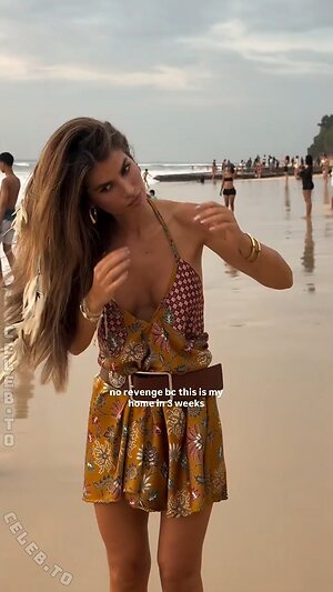 Laura Schultz Nude Leaked Photo #155