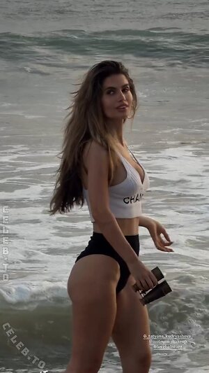 Laura Schultz Nude Leaked Photo #166