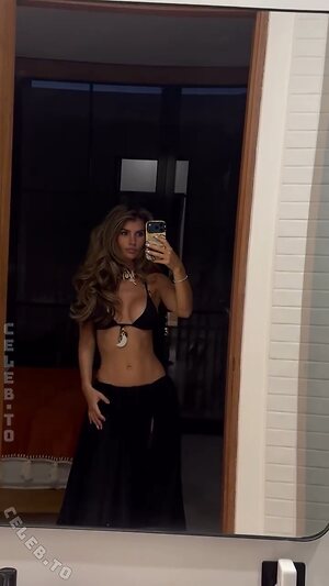Laura Schultz photo