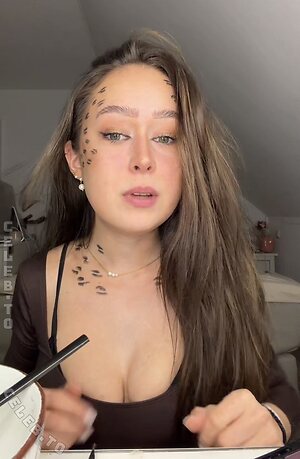 Laura Sophie Nude Leaked Photo #16