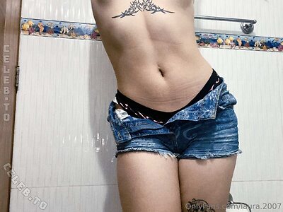 laura.2007 Nude Leaked Photo #66