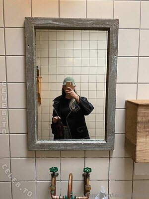 Lauraa.babyy Nude Leaked Photo #57