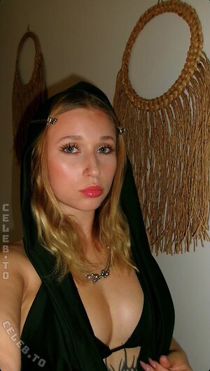 Laura.fltn photo