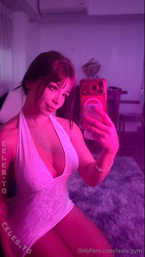 laura.gym leaked photo #120