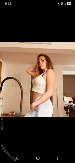 Laurajane02 Nude Leaked Photo #6