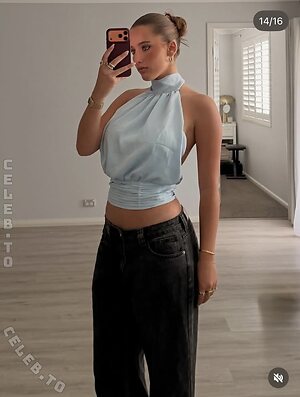 Lauramjj_ Nude Leaked Photo #28