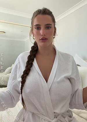 Lauramjj_ Nude Leaked Photo #35