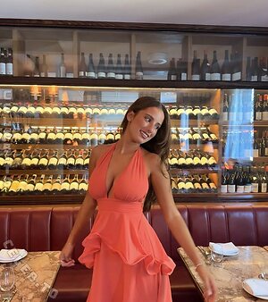 Lauramjj_ photo