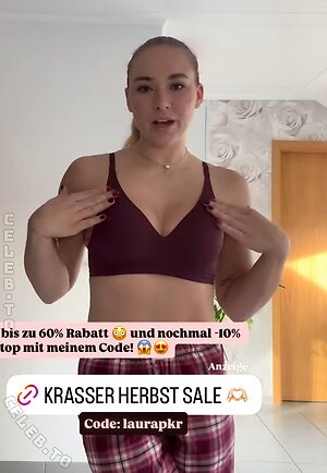 laura__pkr Nude Leaked Photo #4