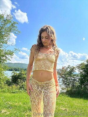 Laurel Moyer leaked photo #38