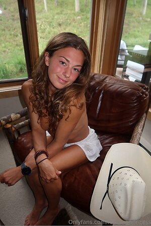 Laurel Moyer leaked photo #63