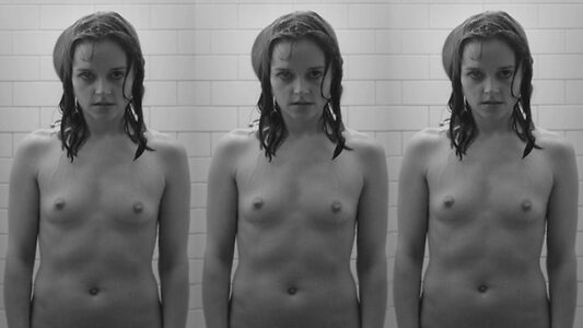 Lauren Ashley Carter leaked photo #7