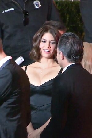 Lauren Cohan Hot leaked photo #40