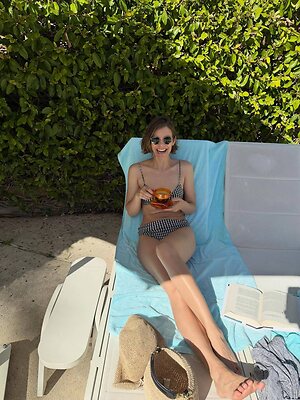 Lauren Cohan Hot