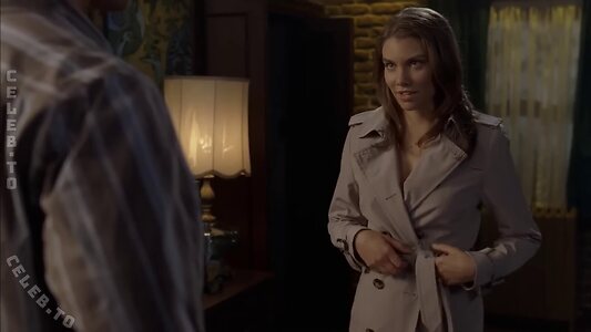 Lauren Cohan Nude Leaked Photo #10