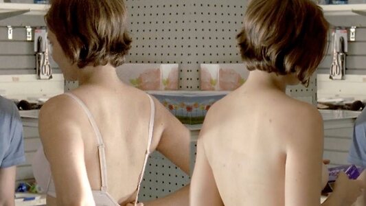 Lauren Cohan leaked photo #98