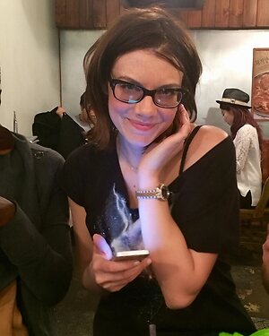 Lauren Cohan leaked photo #205