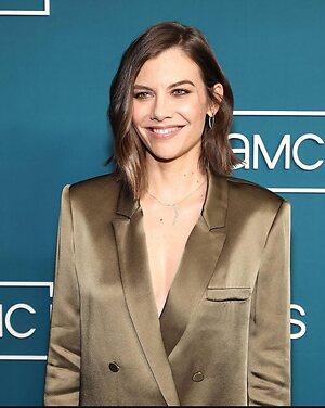 Lauren Cohan leaked photo #210