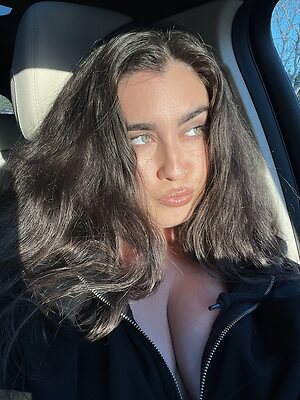 Lauren Jauregui leaked photo #38