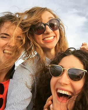 Lauren Lapkus leaked photo #7