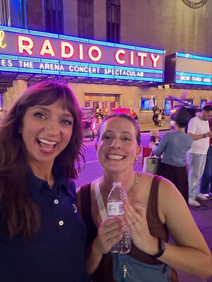 Lauren Lapkus leaked photo #31