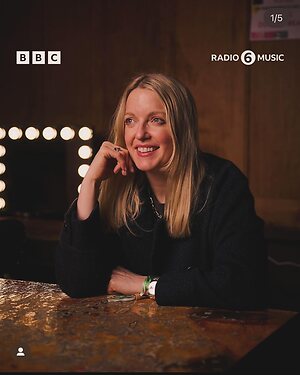 Lauren Laverne leaked photo #6