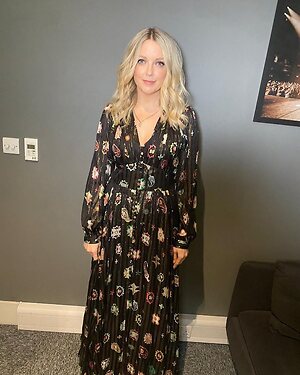 Lauren Laverne leaked photo #10