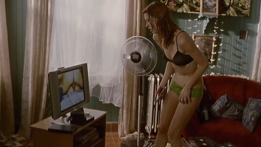 Lauren Lee Smith leaked photo #22