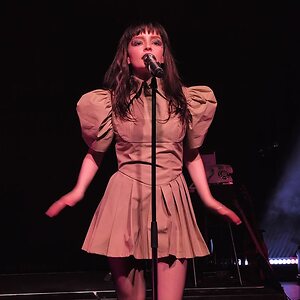 Lauren Mayberry leaked photo #17