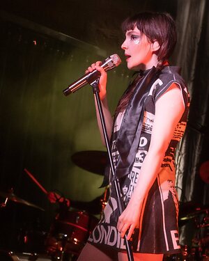 Lauren Mayberry leaked photo #22