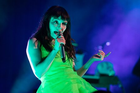Lauren Mayberry leaked photo #25