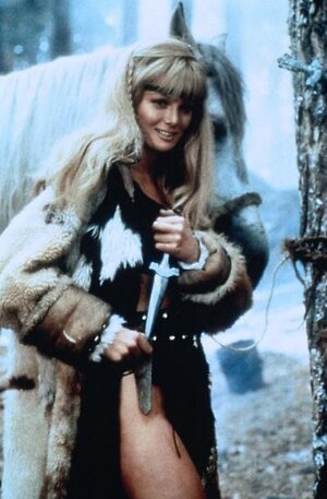 Laurene Landon leaked photo #14