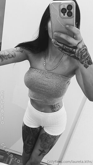 Laureta.kths leaked photo #56