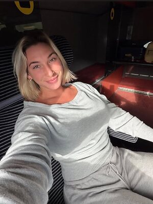 Laurine_09 leaked photo #34