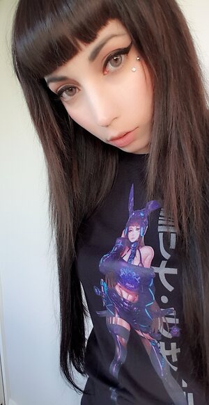 Layna Lazar