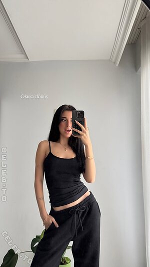 Laytugce Nude Leaked Photo #6