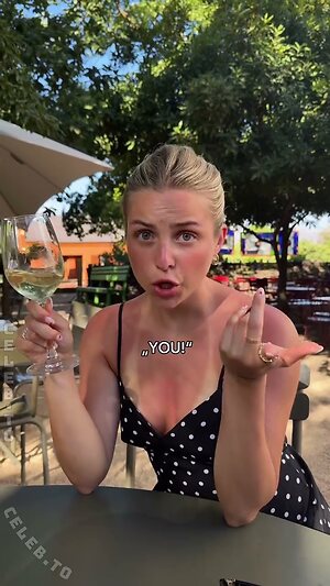 Lea Breuer Nude Leaked Photo #92