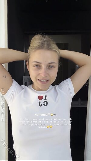 Lea Breuer Nude Leaked Photo #129