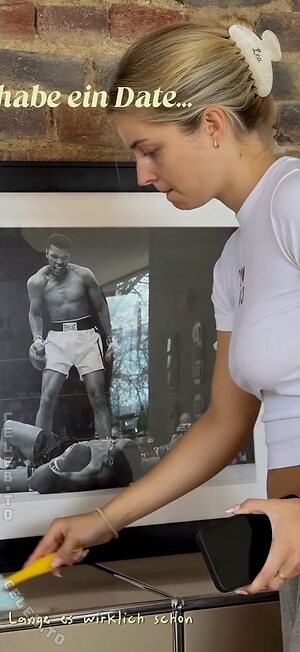 Lea Breuer Nude Leaked Photo #138