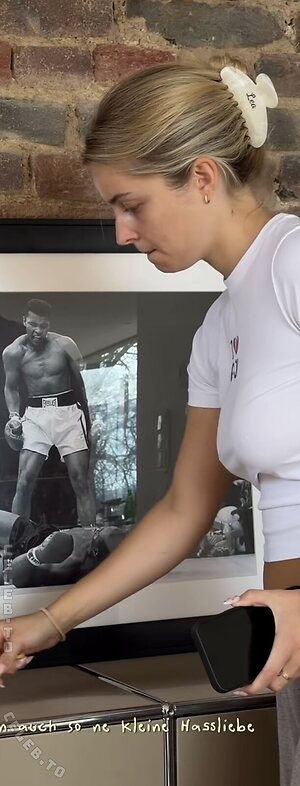 Lea Breuer Nude Leaked Photo #147