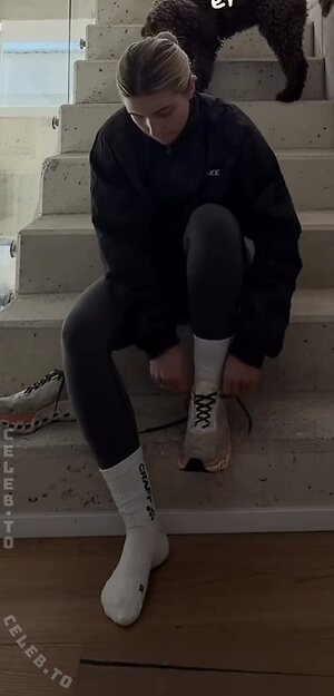 Lea Breuer Nude Leaked Photo #176