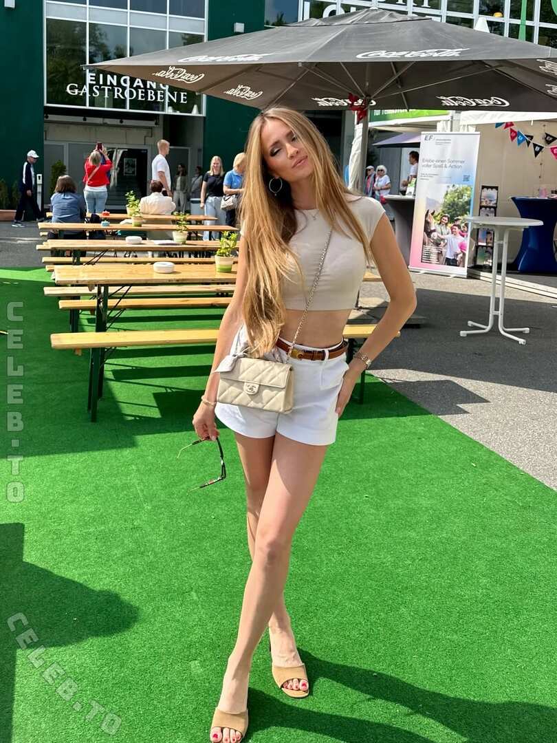 Lea Katharina Maria photo