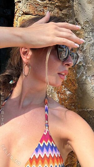 Lea Katharina Maria photo