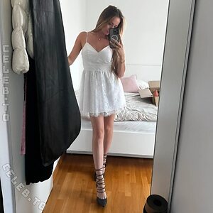 Lea Katharina Maria photo