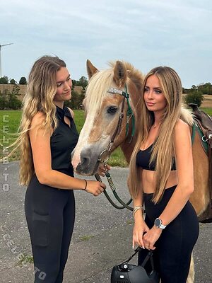 Lea Katharina Maria photo