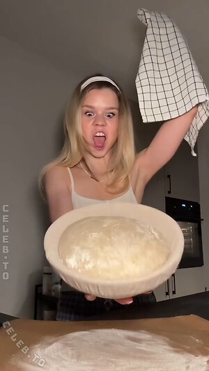 Lea Peach Nude Leaked Photo #7