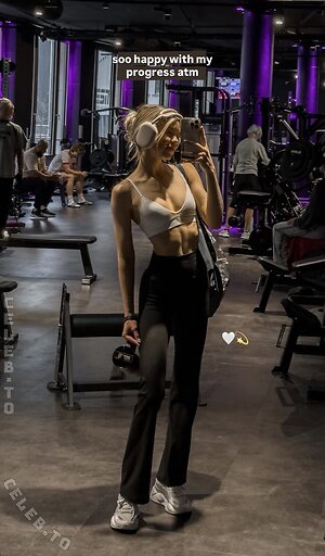 Lea Peach Nude Leaked Photo #14