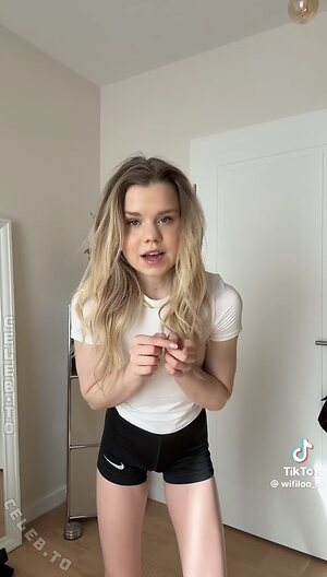 Lea Peach Nude Leaked Photo #31