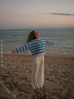 Lea Peach More Nude Photos