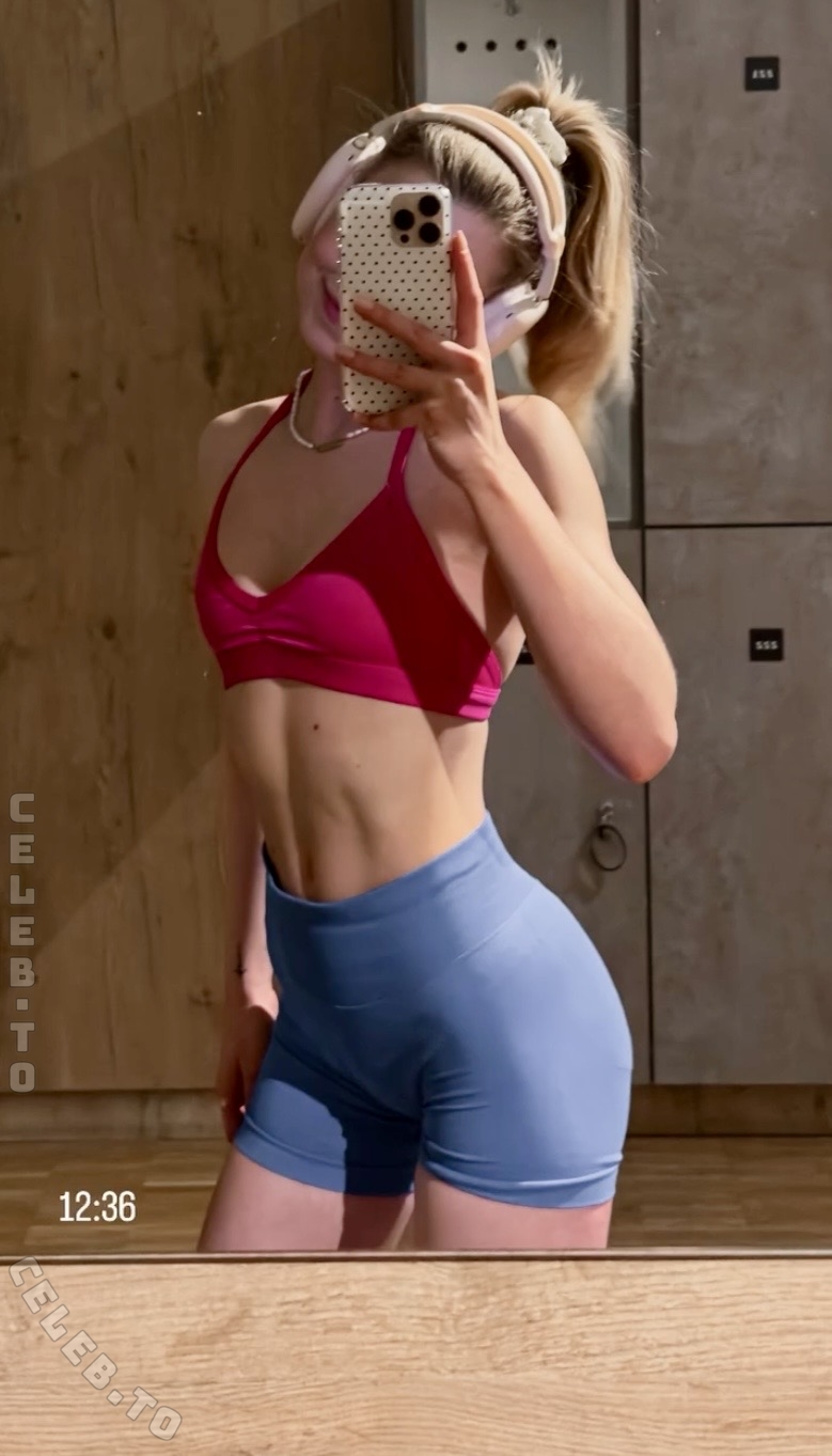 Lea Peach photo